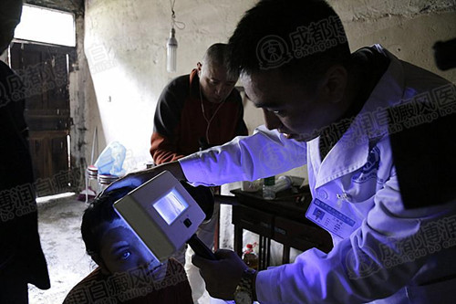 2017年12月 义诊地点:汉源